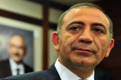 Gürsel Tekin: Dokunulmazlıklarımızın kalkması için başvuru yapmayacağız