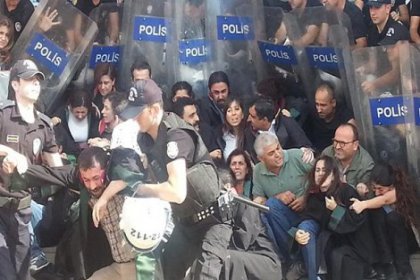 İstanbul Adliyesi önünde avukatlara müdahale