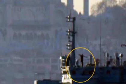 İstanbul Boğazı'nı geçen Rus savaş gemisinde 'füzeli asker'