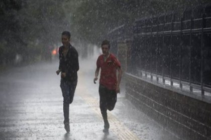 İstanbul'da yaz yağmuru