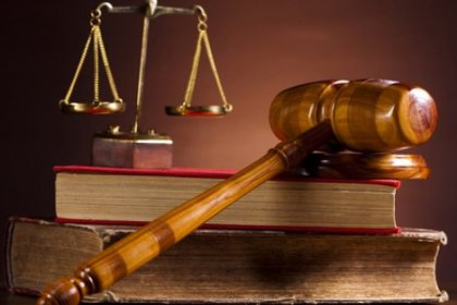 Kadına boşanma davasında nafaka ve tazminat cezası