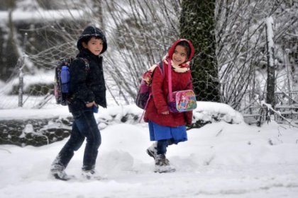 Kar yağışı nedeniyle okullar tatil oldu