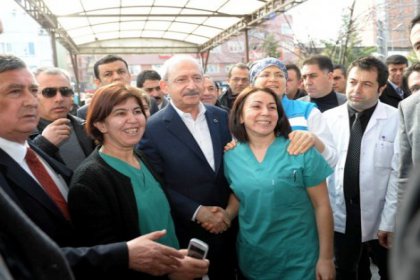 Kılıçdaroğlu, Ayşe Öztuğ'u hastanede ziyaret etti
