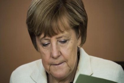 Merkelin maaşı 18 bin Euro iddiası