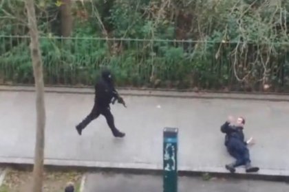 Paris'te Charlie Hebdo dergisine silahlı saldırı; 12 Ölü
