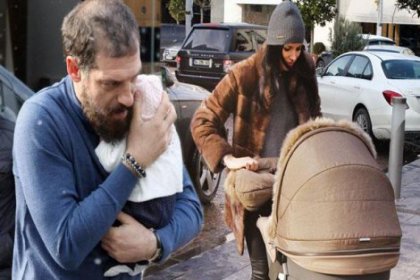 Slaven Bilic ailesiyle alışverişte