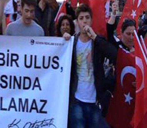 23 Nisan’da slogan atan CHP’li tutuklandı
