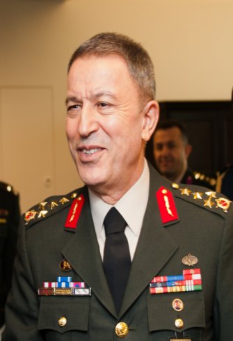 Akar darbeyi şaka sanmış