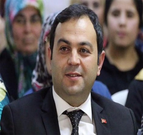 AKP'li belediye başkanı 'FETÖ'den tutuklandı