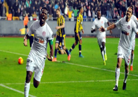 Antalyaspor: 4 - Fenerbahçe: 2