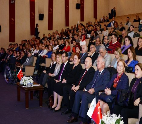 'Beylikdüzü’nü kadın istihdamında en uygar verilere sahip ilçe yapacağız'