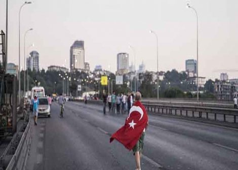 Boğaziçi Köprüsü, kısmen trafiğe açıldı