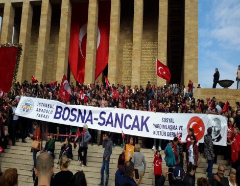 Boşnaklar 29 Ekim için Anıtkabir'de