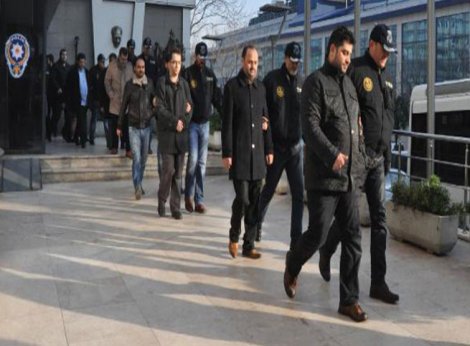 Bursa'da 'Paralel Yapı' operasyonu: 38 gözaltı