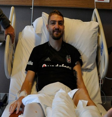 Caner Erkin taburcu oldu