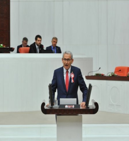 CHP'li Arslan: Teröristi öven bir Cumhurbaşkanı var!