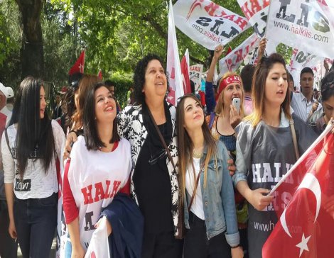 CHP'li Sarıhan'dan Cumhuriyet mesajı