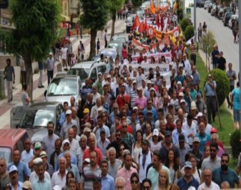 Çorum katliamında hayatını kaybedenler binlerce kişi tarafından anıldı