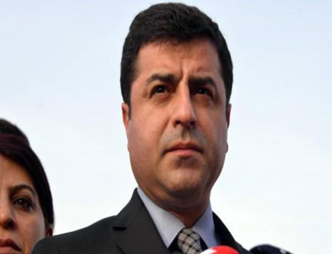 Demirtaş: Türkiye'yi savaşa sürüklemeye çalışıyorlar