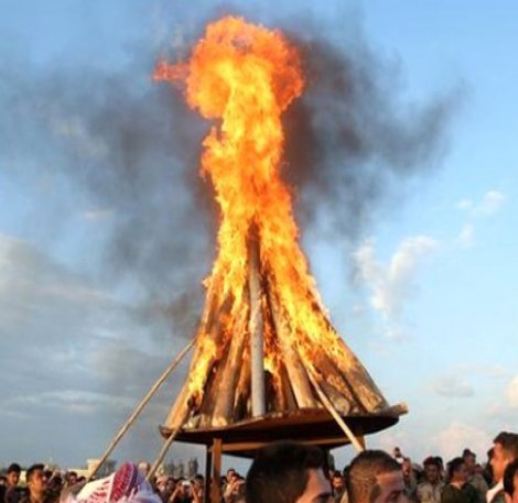 Diyarbakır'da nevruz komitesinden 8 kişi gözaltına alındı...