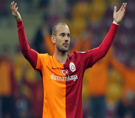 Dünya devi Sneijder'e talip oldu