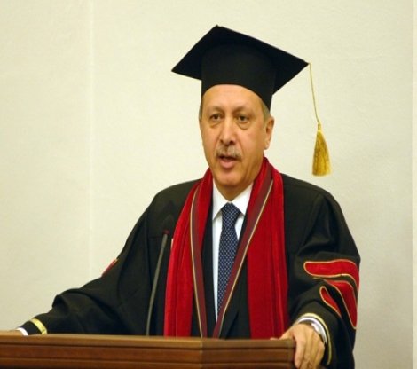 Erdoğan'ın avukatından ilginç 'diploma' savunması