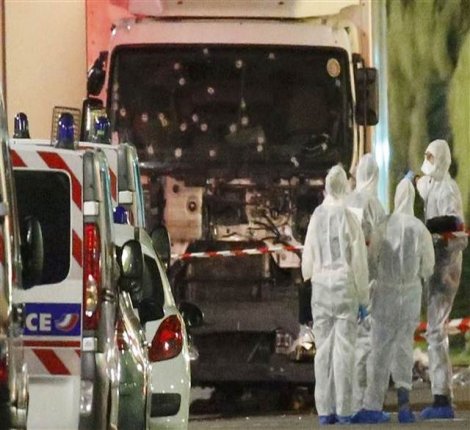 Fransa'da saldırı: 84 ölü!