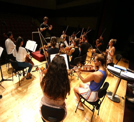 Geleceğin orkestra şefleri Karşıyaka’da yetişiyor