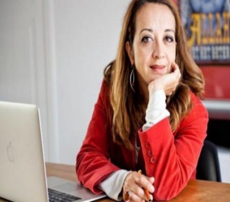 Hollandalı gazeteci Ebru Umar'a 'Erdoğan'a hakaret' gözaltısı