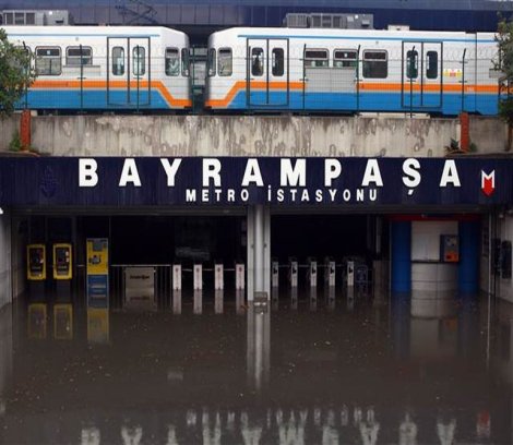 İstanbul'da selli bayram sabahı