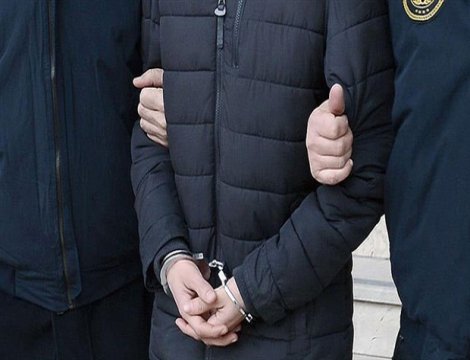 İzmir'de sapık müdür tutuklandı!