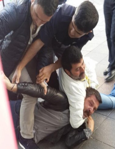 Kadıköy’de HAZİRAN üyelerine gözaltı!