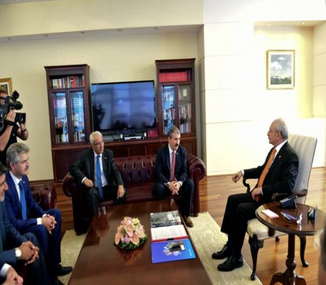 Kılıçdaroğlu, Mustafa Destici ve heyetini kabul etti