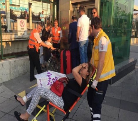 Marmaray'da yürüyen merdiven arızası bomba paniğine yol açtı