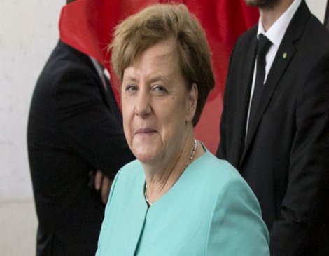 Merkel'den Binali Yıldırım'a tebrik telefonu