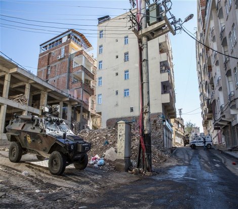 Silvan'daki sokağa çıkma yasağı kaldırıldı