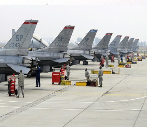 Suudi uçakları İncirlik’e geldi