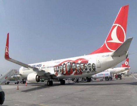 THY'den milli takıma özel boyalı uçak - istanbulgercegi.com
