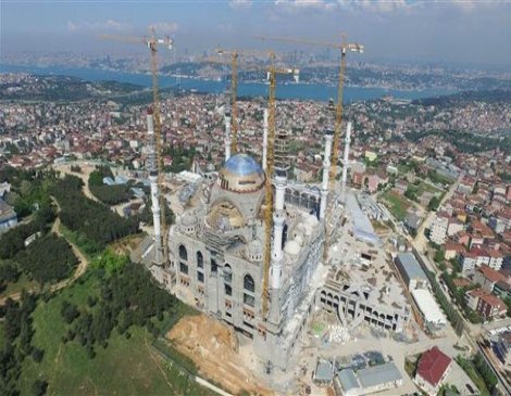 Yeni tarihi eser: Deprem düşünülerek yapılan Çamlıca Camii