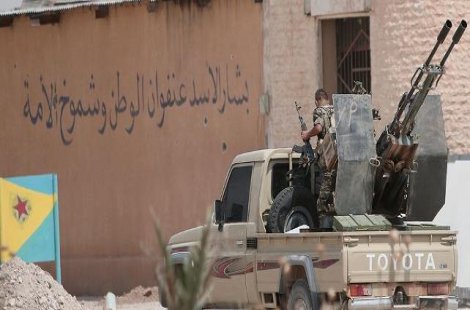'YPG, Menbic'e yığınak yapıyor'