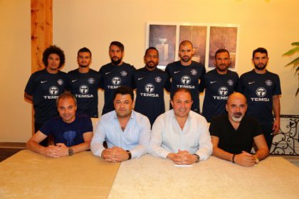 Adana Demirspor'dan gövde gösterisi