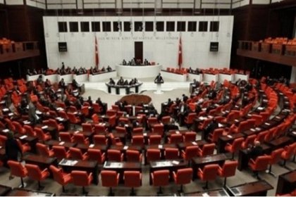 AKP'den dokunulmazlık görüşmeleri