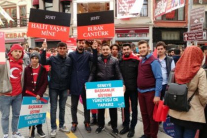 AKP’lilerin cumhuriyet yürüyüşü: Seneye başkanlık yürüyüşü yaparız!