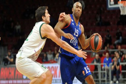 Anadolu Efes 6. galibiyetini aldı...