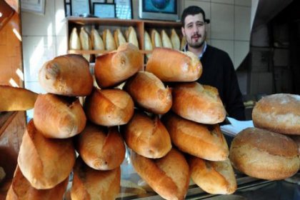 Ankara ve İstanbul'da ekmeğe 25 kuruş zam