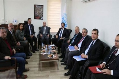 Bakan Müezzinoğlu'ndan KESK Genel Merkezine ziyaret