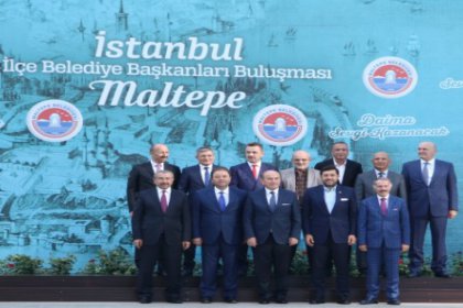 Başkan Altınok Öz İstanbul'un Belediye Başkanlarıyla buluştu