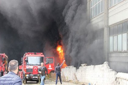 Bayrampaşa'daki yangın okul tatil ettirdi