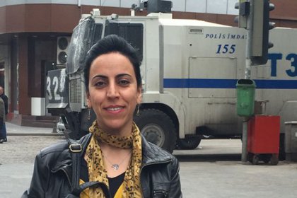 BBC Türkçe muhabiri Hatice Kamer gözaltına alındı