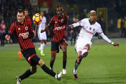 Beşiktaş'ta sakatlık kabusu! Napoli maçında beş yıldız yok